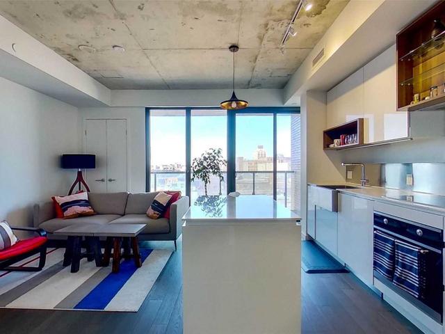 609 - 383 Sorauren Ave