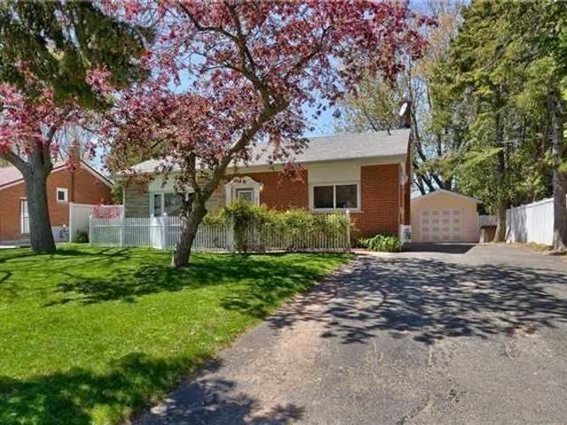 287 Kent Cres