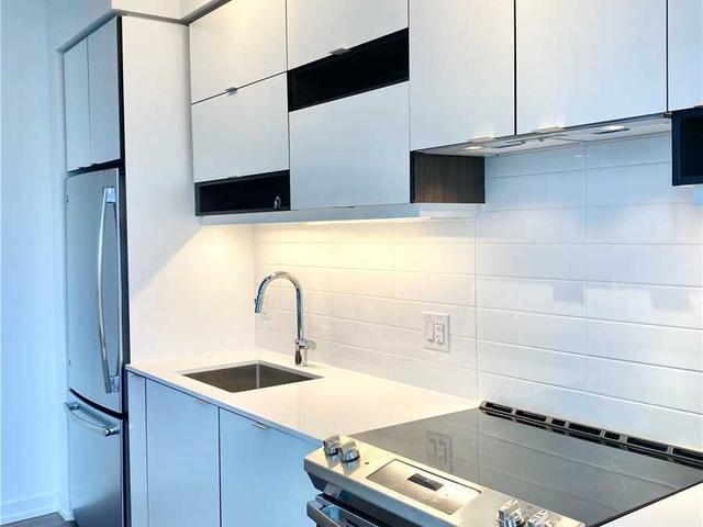 1210 - 4065 Confederation Pkwy