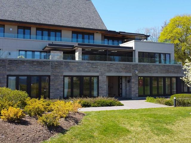 28 - 10 Maple Grove Dr