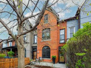 67 Hook Ave