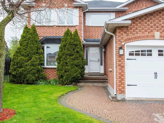 12 Ivy Lea Crt