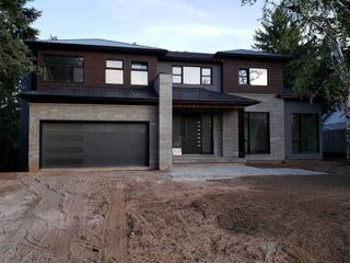 1570 Venetia Dr