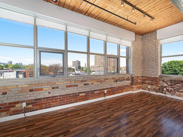 502 - 2154 Dundas St W