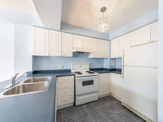 7 - 615 Shoreline Dr