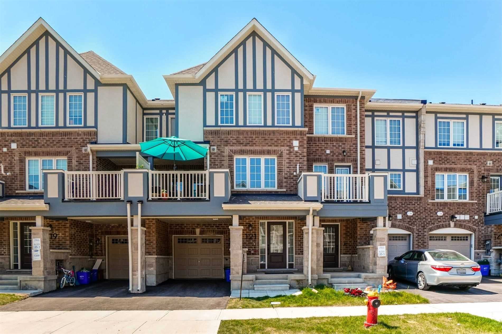 121 Christopher Rd, Oakville Sold, W5249492 Condos.ca