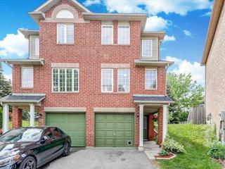 44 Spadina Rd