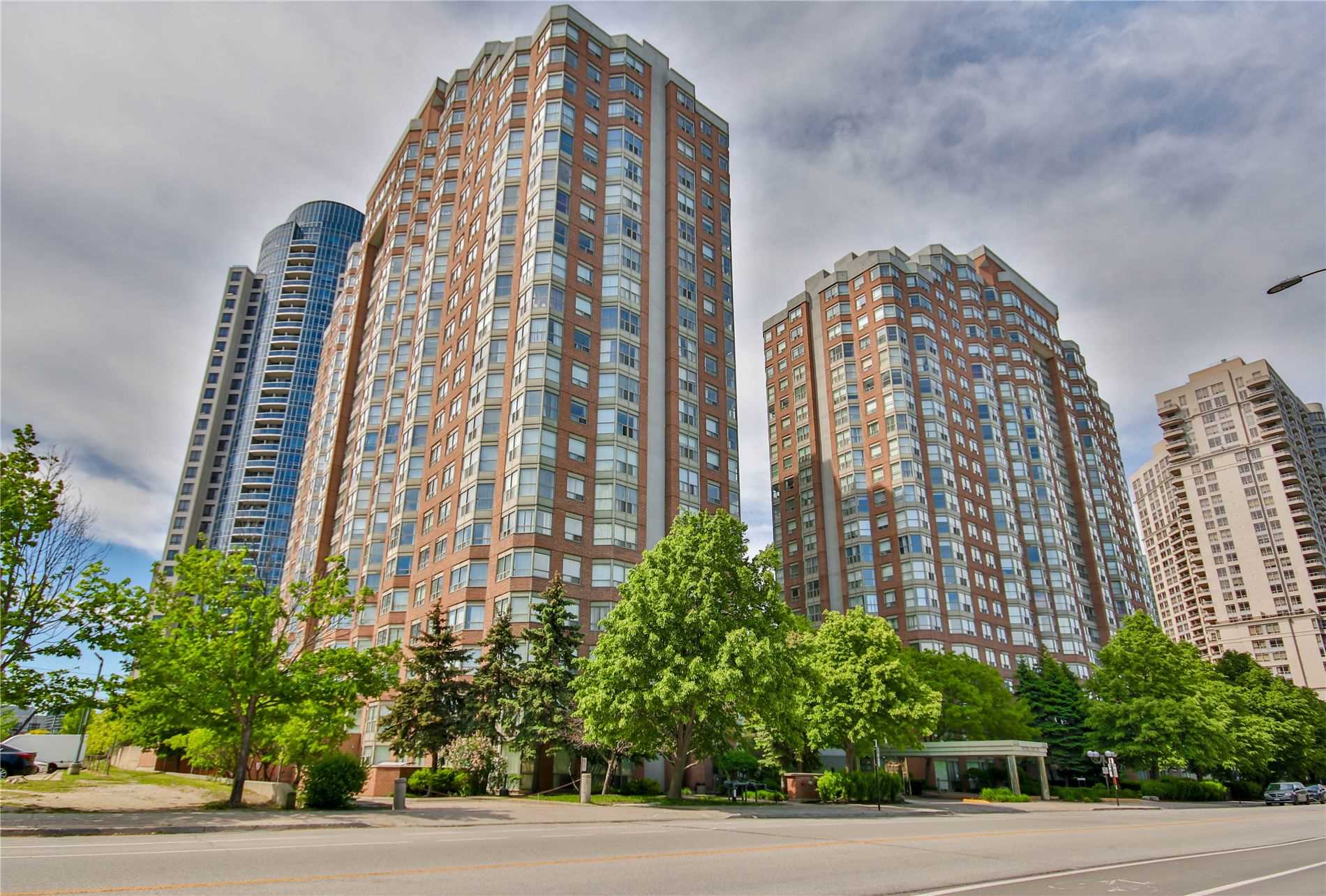 311 335 b Dr, Mississauga Sold, W5254129 Condos.ca