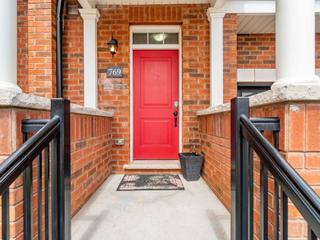 769 Banks Cres E