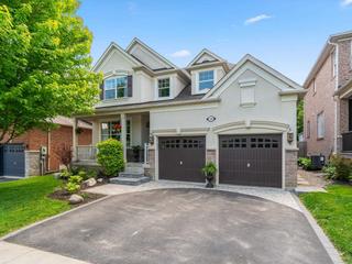 30 Apple Blossom Cres