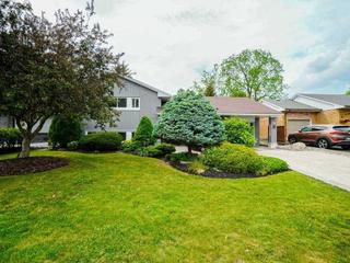 8 Suburban Dr