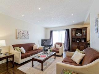 170 Town House Cres