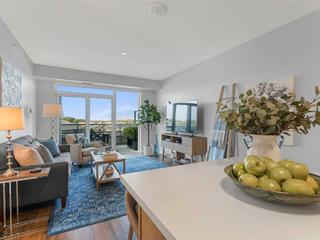 402 - 2093 Fairview St, 402