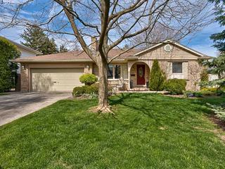 335 Camelot Crt