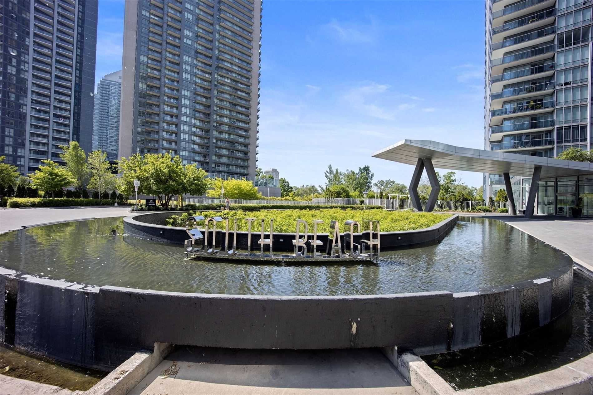 2702 90 Park Lawn Rd, Etobicoke