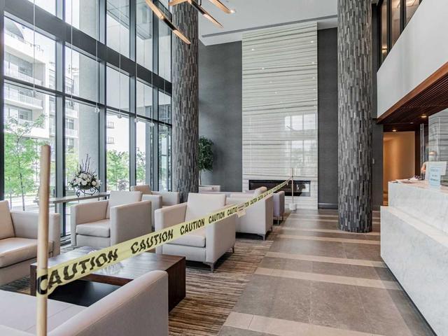 408 - 39 Annie Craig Dr