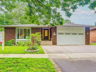 2102 Constance Dr