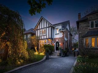 21 Jackson Ave