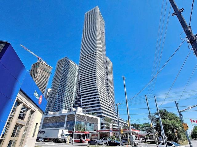 1121 - 30 Shore Breeze Dr