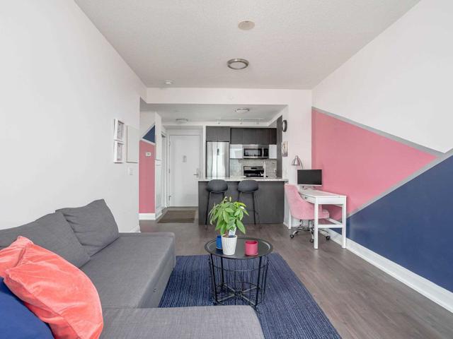 2307 - 56 Annie Craig Dr