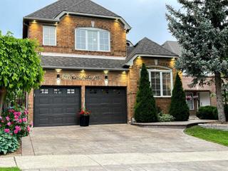 2935 Castlebridge Dr