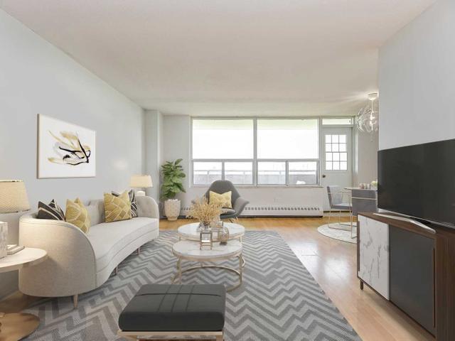 1108 - 3120 Kirwin Ave