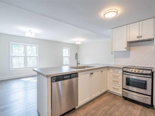 204 - 760 Lakeshore Rd