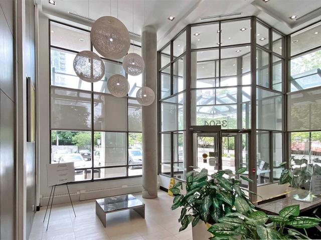 212 - 3504 Hurontario St