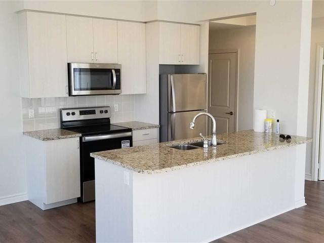 515 - 349 Rathburn Rd W