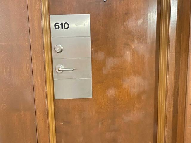 610 - 310 Burnhamthorpe Rd W