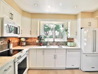 2347 Glastonbury Rd