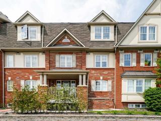 2 - 645 Dundas St W