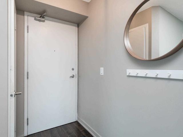 2712 - 155 Legion Rd N