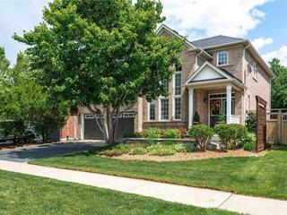 2571 Armour Cres