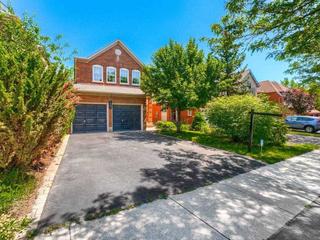 5967 Leeside Cres
