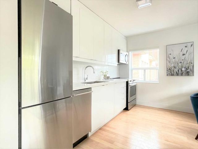 13 - 8 Castleton Ave