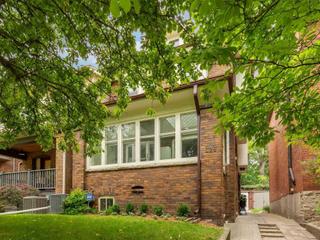 324 Durie St