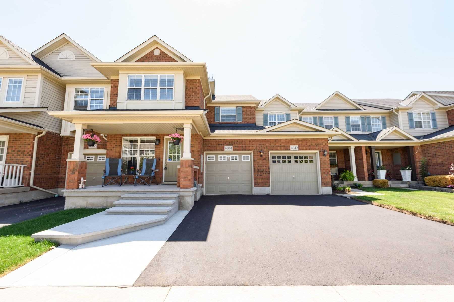 4044 Donnic Dr, Burlington Sold, W5287879 Condos.ca
