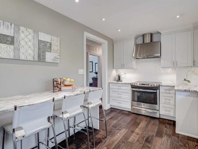 77 Sun Row Dr