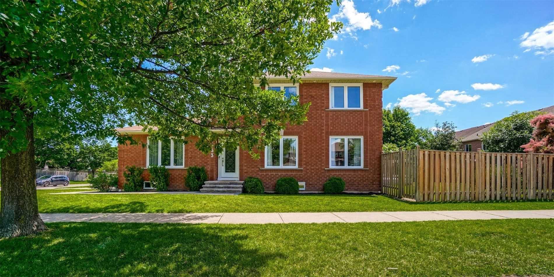 1553 Heritage Way, Oakville For Sale 1,559,000 Property.ca