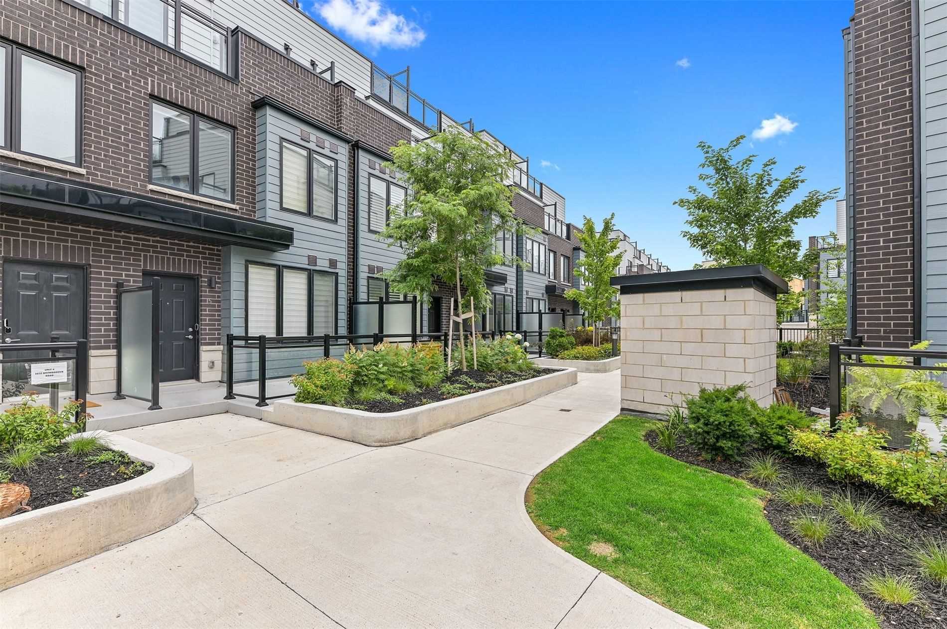 3 2232 Bromsgrove Rd, Mississauga Sold, W5302918 Condos.ca