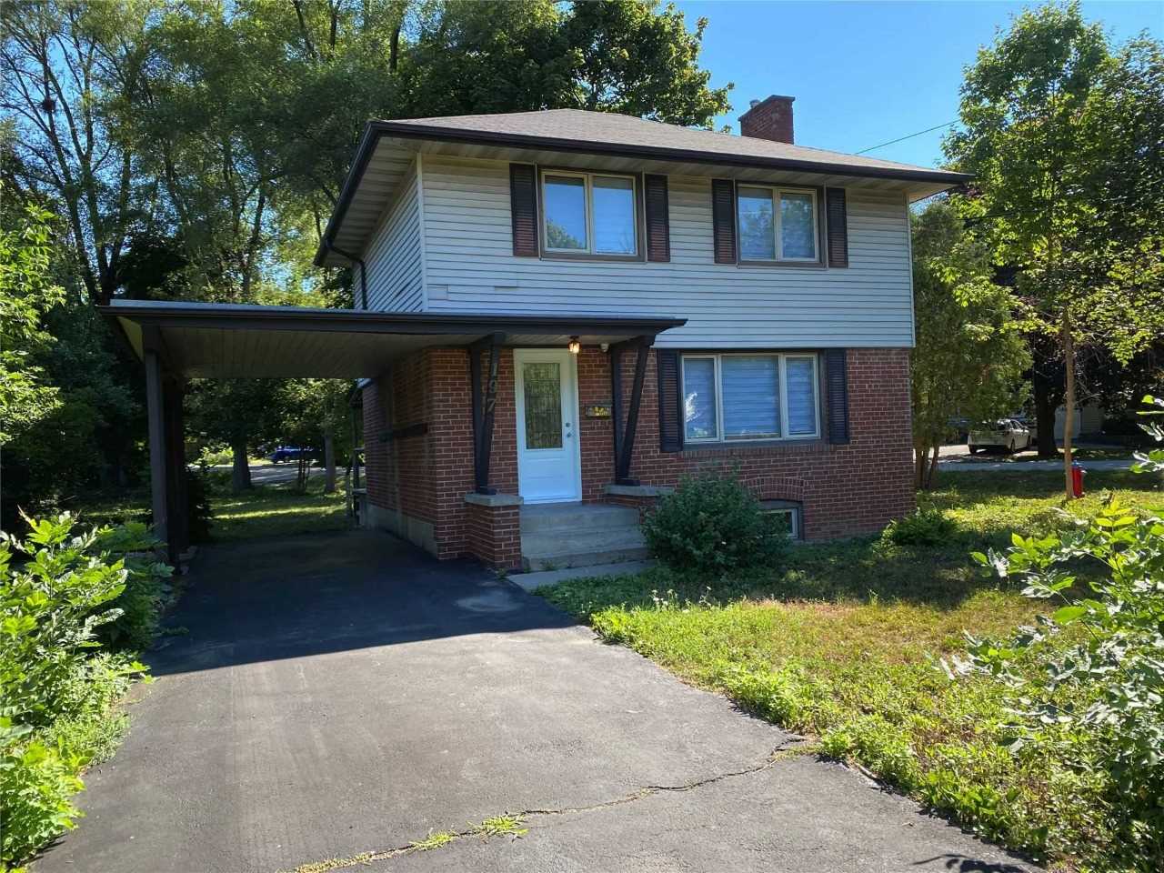 197 Glen Oak Dr, Oakville For Sale 1,099,888 Property.ca