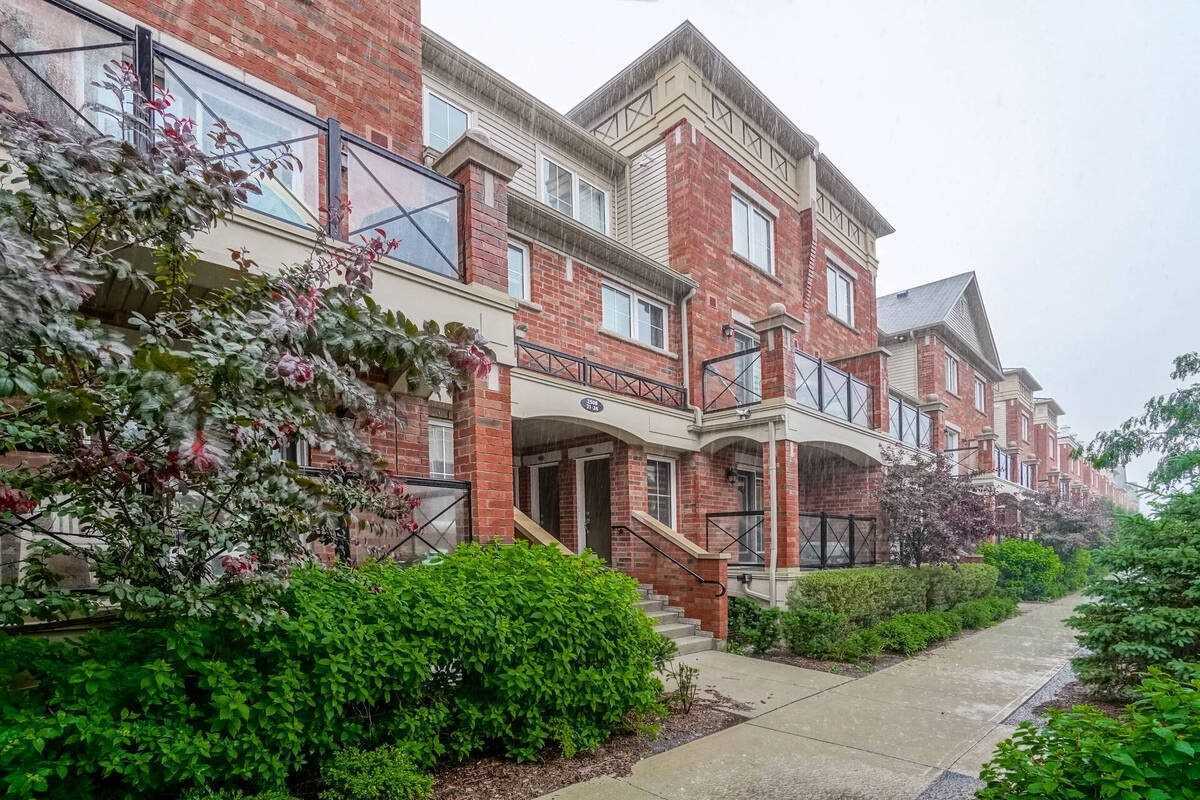 26 2508 Post Rd, Oakville Sold, W5304093 Condos.ca