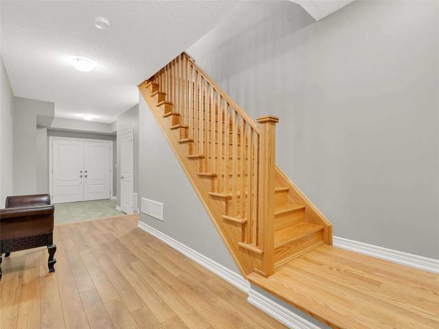 25 Fruitvale Circ