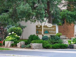 27 - 2385 Woodward Ave