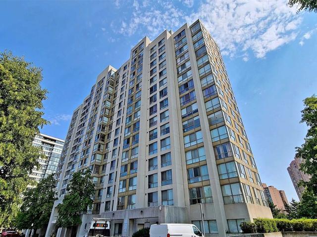708 - 2901 Kipling Ave