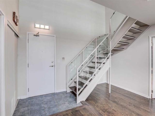 411 - 300 Manitoba St