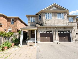 1320 Mowat Lane