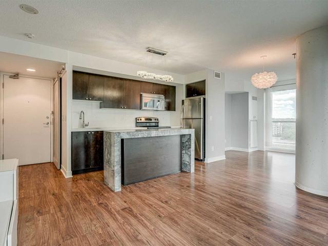 913 - 155 Legion Rd N