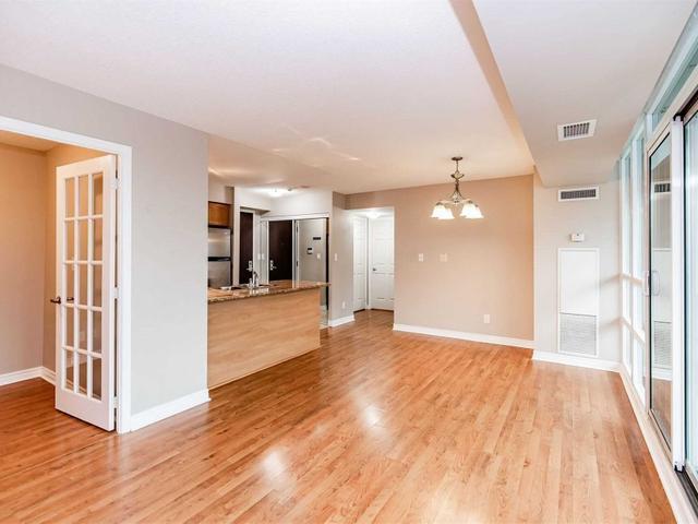 1205 - 208 Enfield Pl